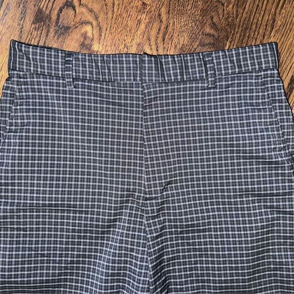 NWOT Walter Hagen Men's Plaid Gray Golf Shorts Size‎ 32 Tech Flex Wicking - Picture 2 of 4